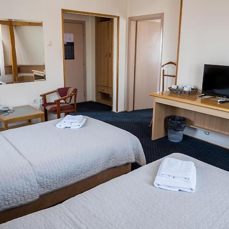 Garni Hotel Panorama Lux Nis Ngoại thất bức ảnh