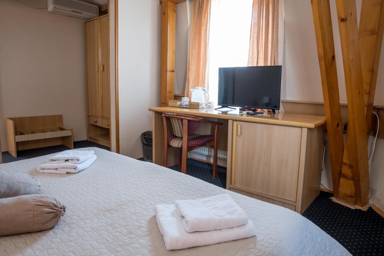 Garni Hotel Panorama Lux Nis Ngoại thất bức ảnh