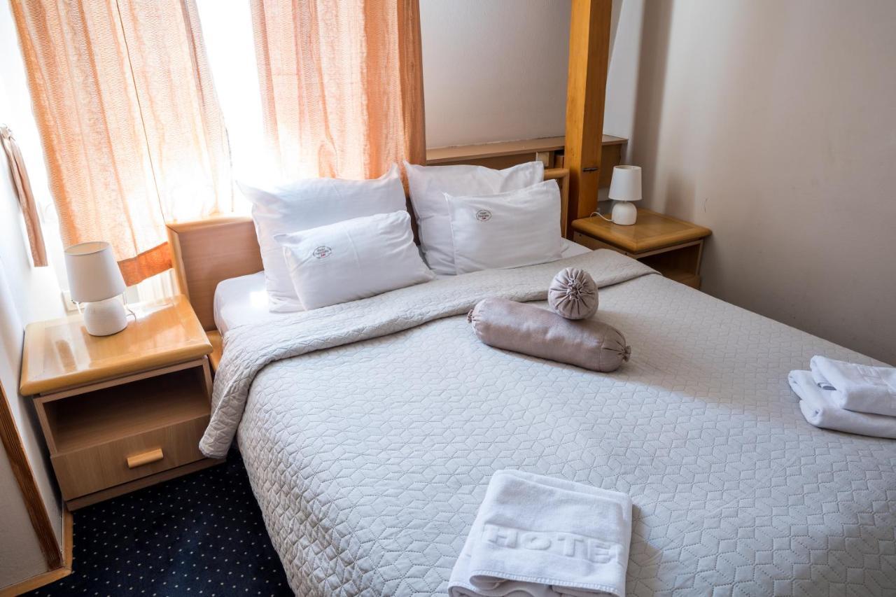 Garni Hotel Panorama Lux Nis Ngoại thất bức ảnh