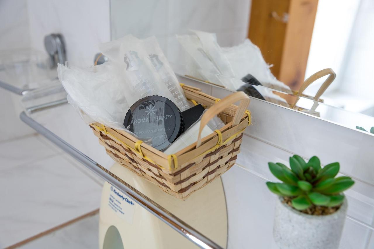 Garni Hotel Panorama Lux Nis Ngoại thất bức ảnh