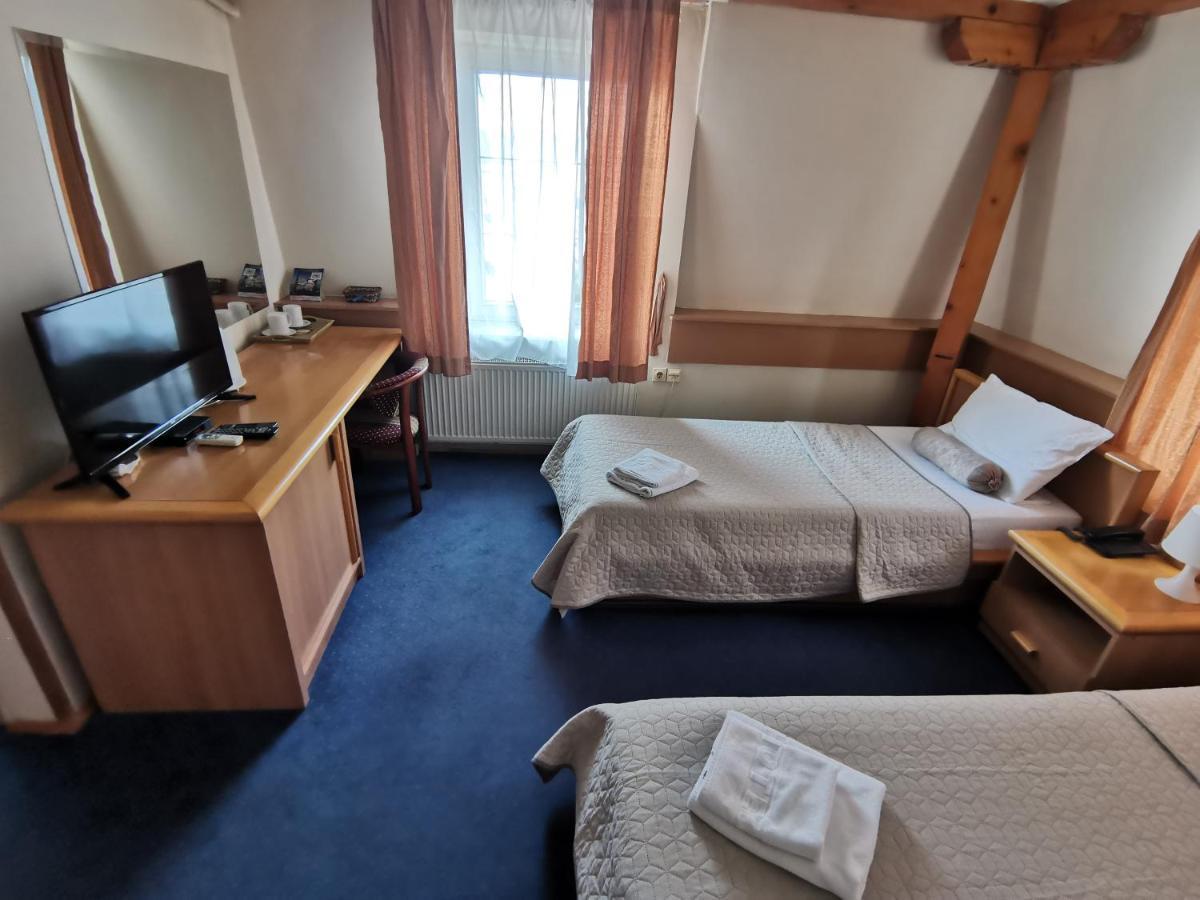Garni Hotel Panorama Lux Nis Ngoại thất bức ảnh