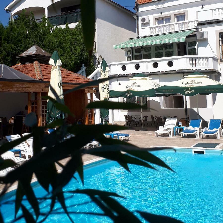 Garni Hotel Panorama Lux Nis Ngoại thất bức ảnh